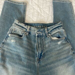 American Eagle Curvy Mom Jeans Size 000